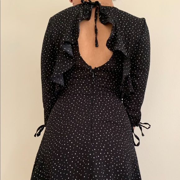 Gorgeous Black Dress with STARS Pattern - Picture 3 of 5